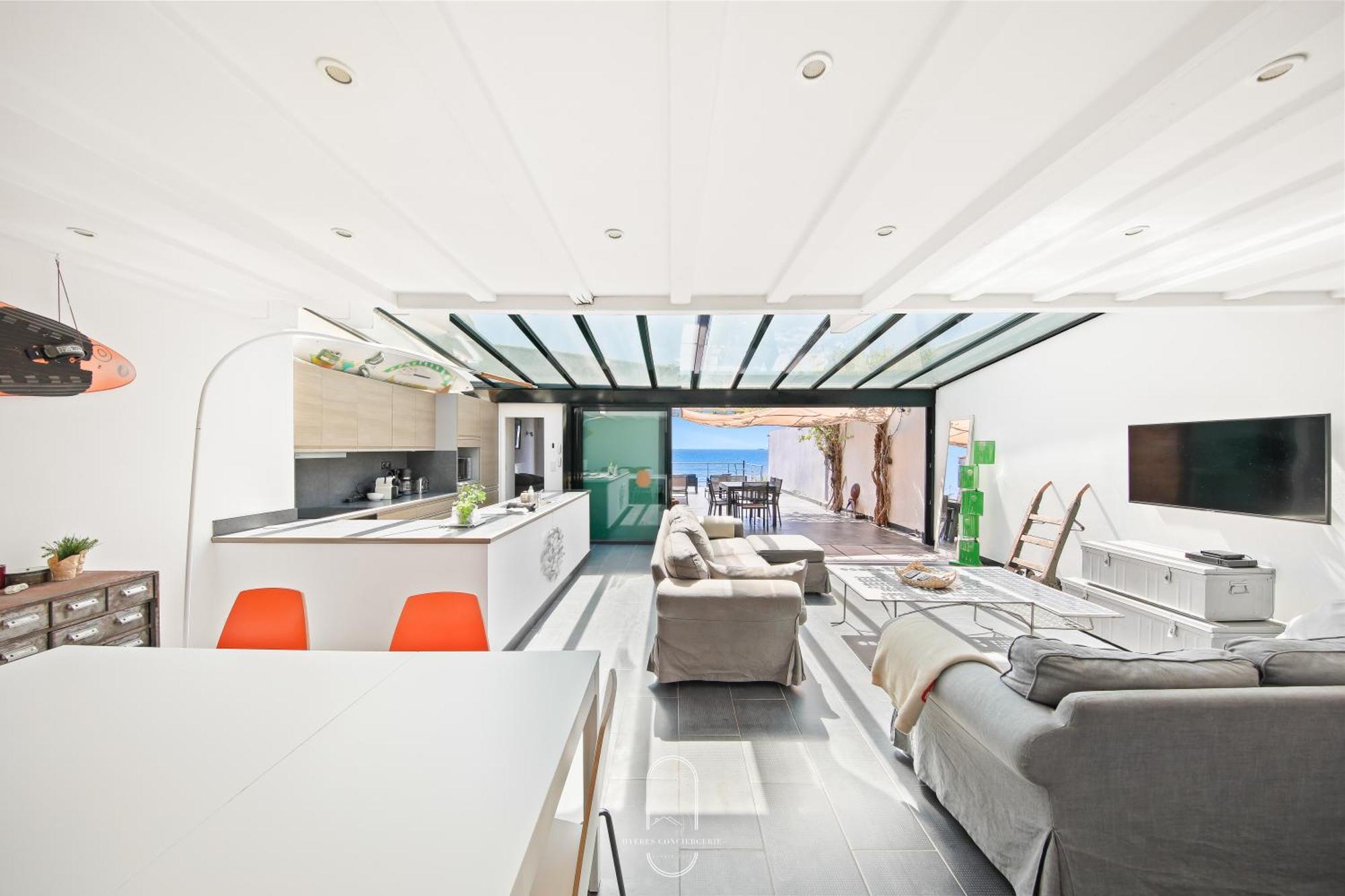 Maison Sur L'Eau-Hyeres-Almanarre-Parkings Clim Wifi By Hc Екстериор снимка