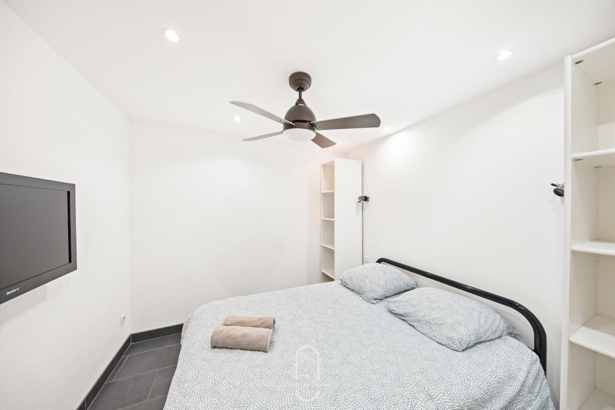 Maison Sur L'Eau-Hyeres-Almanarre-Parkings Clim Wifi By Hc Екстериор снимка
